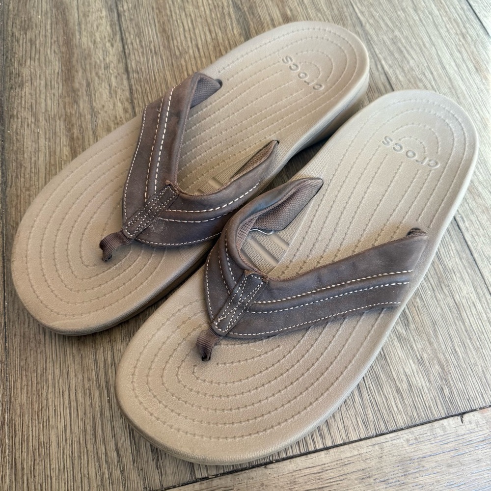 Brown crocs flip flops